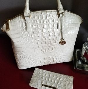 poshmark brahmin handbags